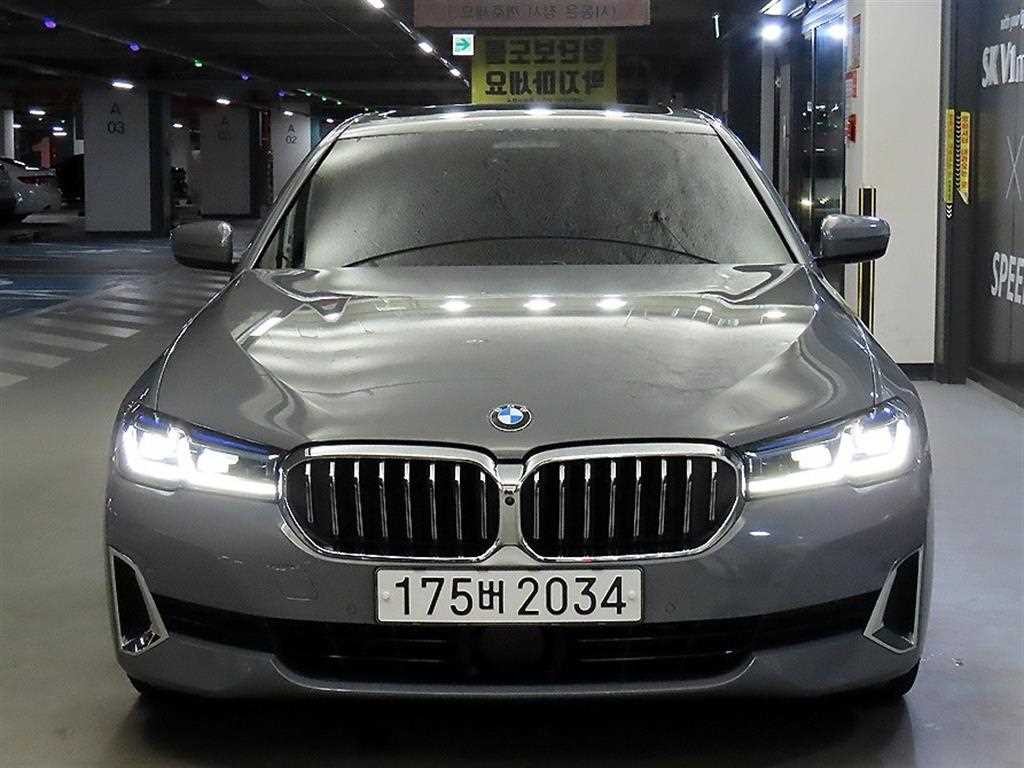 BMW 5시리즈 5시리즈 (G30) 530e 럭셔리 이미지 2
