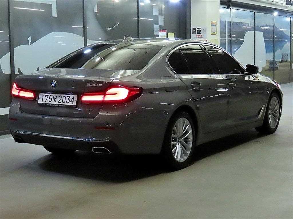 BMW 5시리즈 5시리즈 (G30) 530e 럭셔리 이미지 4