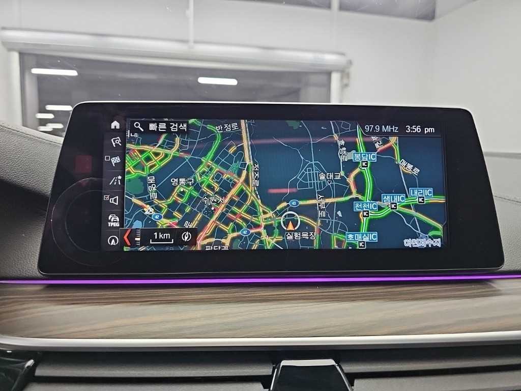 BMW 5시리즈 5시리즈 (G30) 530i 럭셔리 플러스 이미지 16