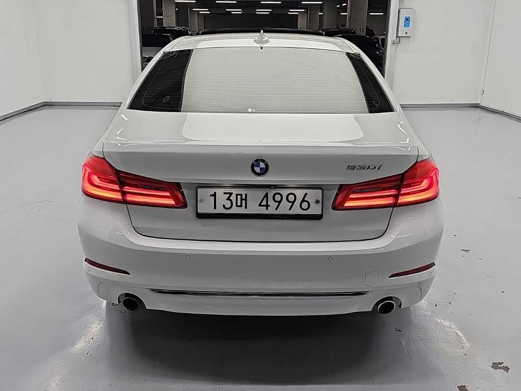BMW 5시리즈 5시리즈 (G30) 530i 럭셔리 플러스 이미지 4
