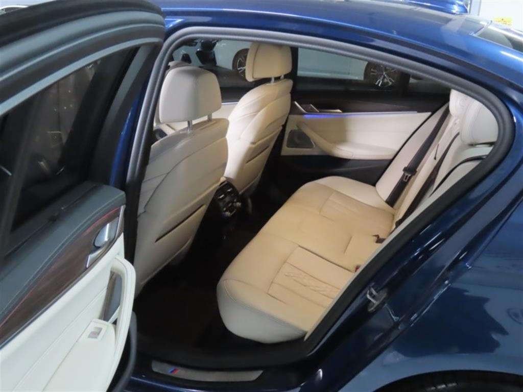BMW 5시리즈 5시리즈 (G30) M550i xDrive 이미지 14