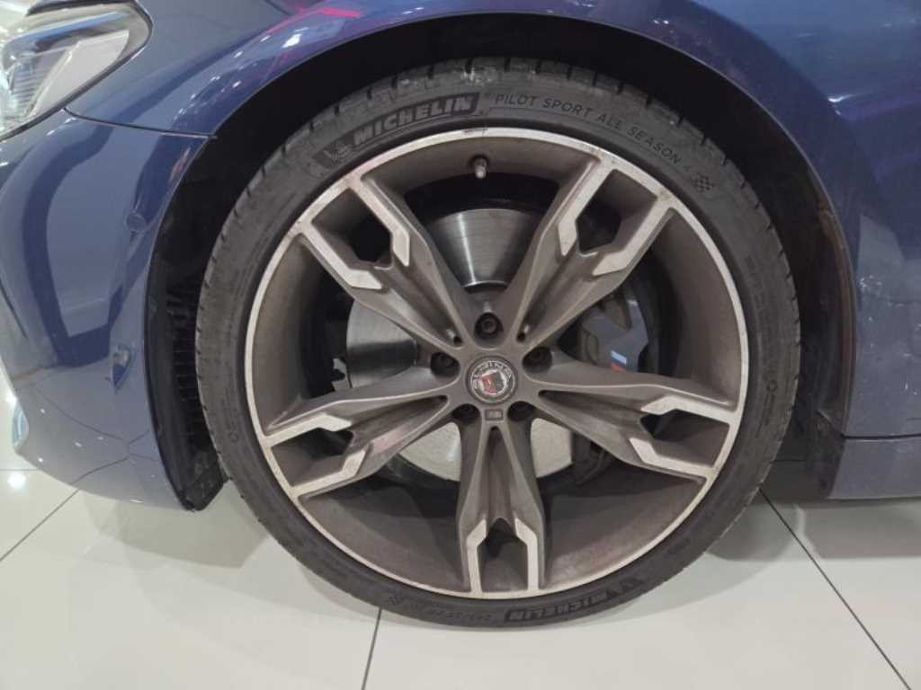 BMW 5시리즈 5시리즈 (G30) M550i xDrive 이미지 4
