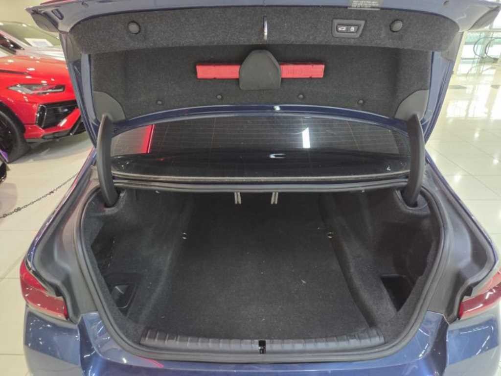 BMW 5시리즈 5시리즈 (G30) M550i xDrive 이미지 8