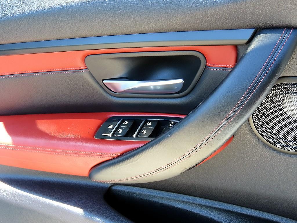 BMW 3시리즈 M3 (F80, E90) M3 세단 이미지 12