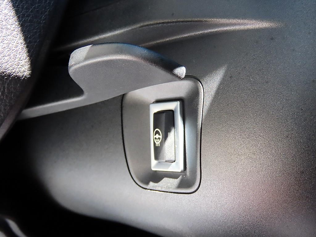 BMW 3시리즈 M3 (F80, E90) M3 세단 이미지 13
