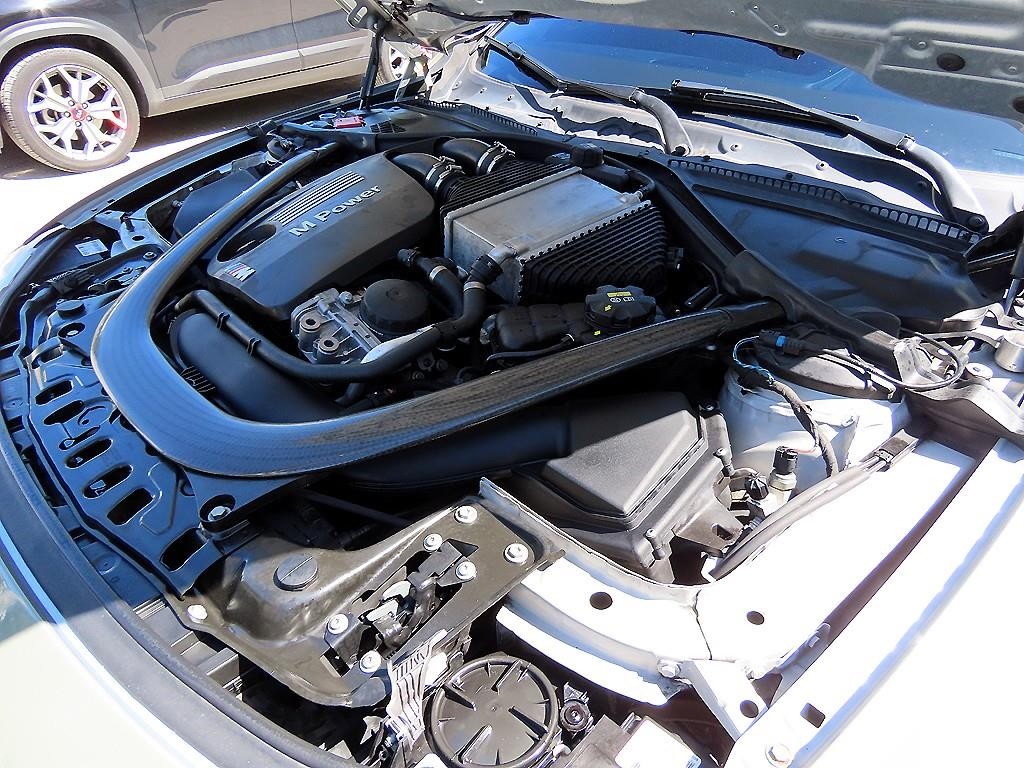 BMW 3시리즈 M3 (F80, E90) M3 세단 이미지 18