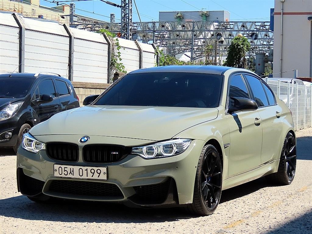 BMW 3시리즈 M3 (F80, E90) M3 세단 이미지 2