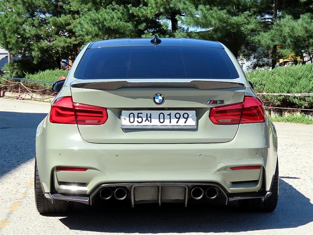 BMW 3시리즈 M3 (F80, E90) M3 세단 이미지 4
