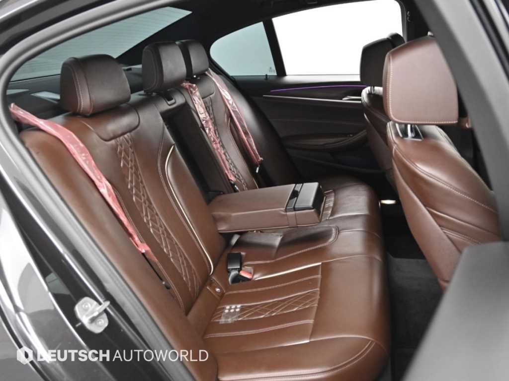 BMW 5시리즈 5시리즈 (G30) 520i M 스포츠 이미지 12