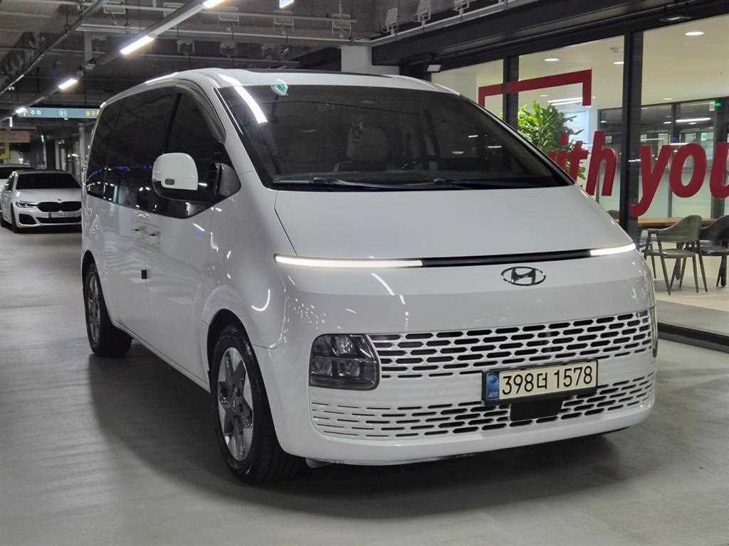 현대 스타리아 4WD 디젤 투어러 모던 9인승 이미지 1
