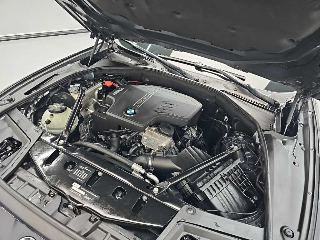 BMW 5시리즈 5시리즈 (F10) 528i xDrive M 에어로 다이나믹 이미지 5