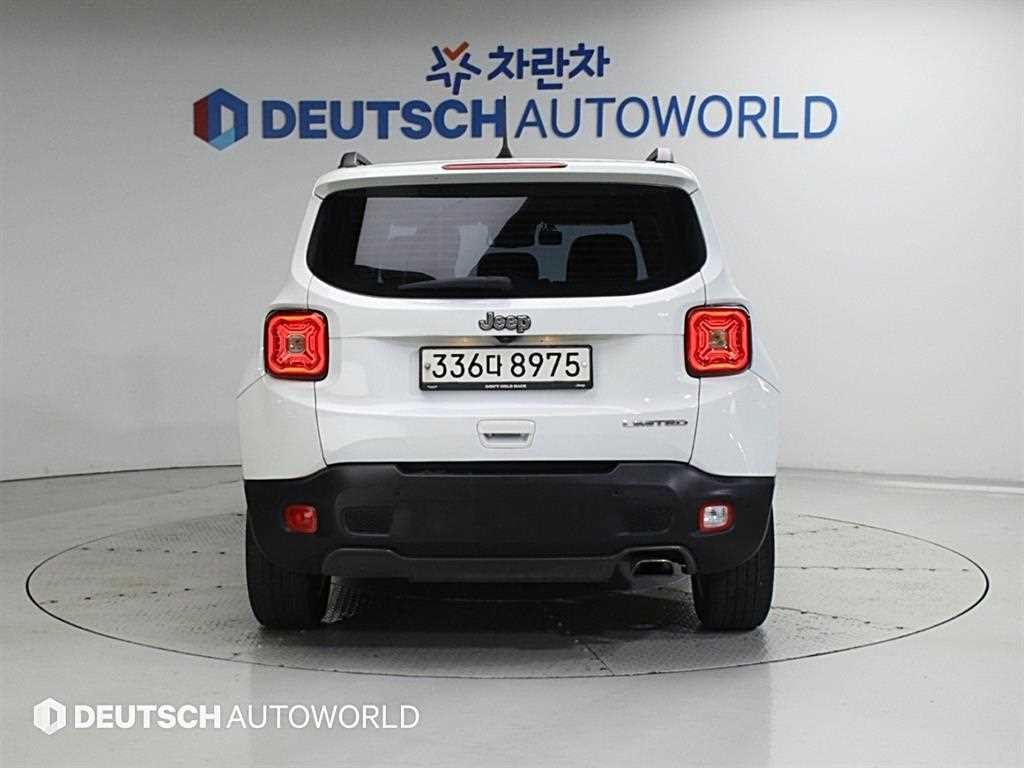 지프 레니게이드 2.4 리미티드 이미지 4