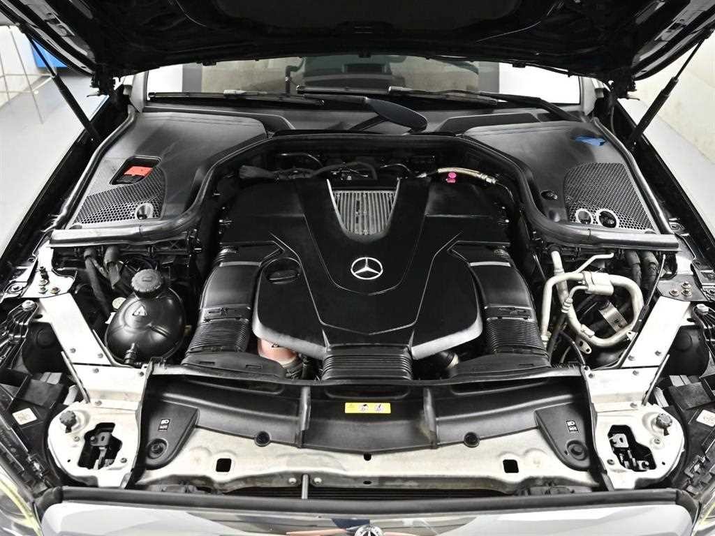 벤츠 E 클래스 E-클래스 W213 E450 4MATIC 익스클루시브 이미지 11