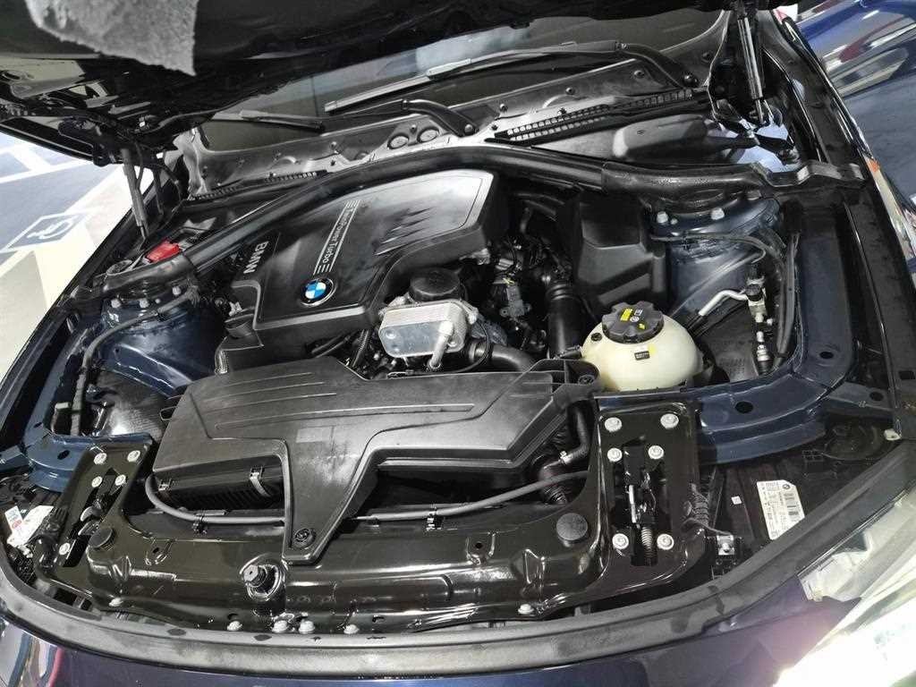 BMW 3시리즈 3시리즈 (F30) 320i 럭셔리 이미지 19
