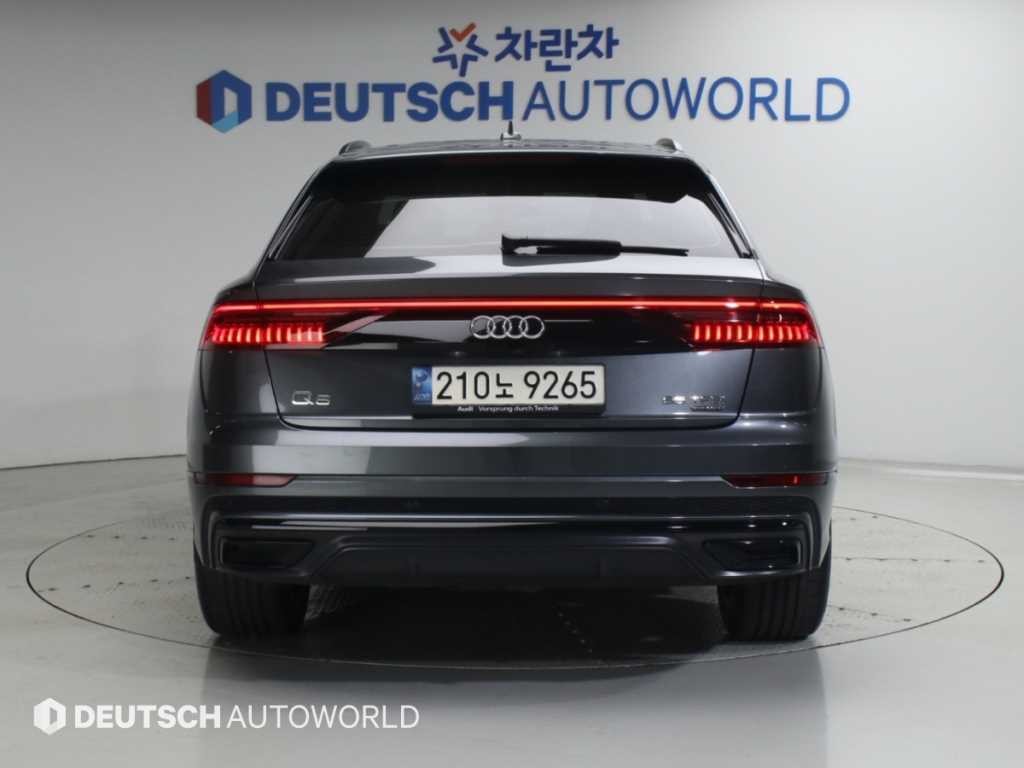 아우디 Q8 55 TFSI 콰트로 프리미엄 이미지 4