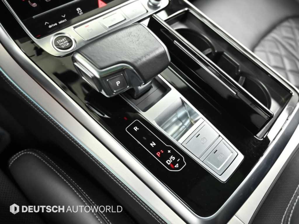 아우디 Q8 55 TFSI 콰트로 프리미엄 이미지 9