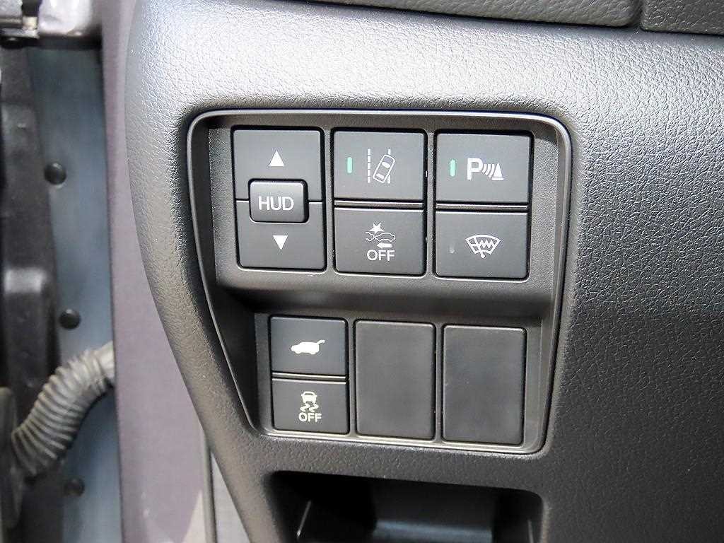 혼다 CR-V CR-V 5세대 2.0 하이브리드 투어링 4WD 이미지 12