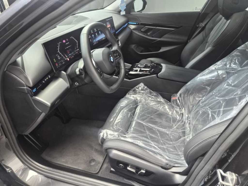 BMW 5시리즈 5시리즈 (G60) 520i M 스포츠 이미지 14