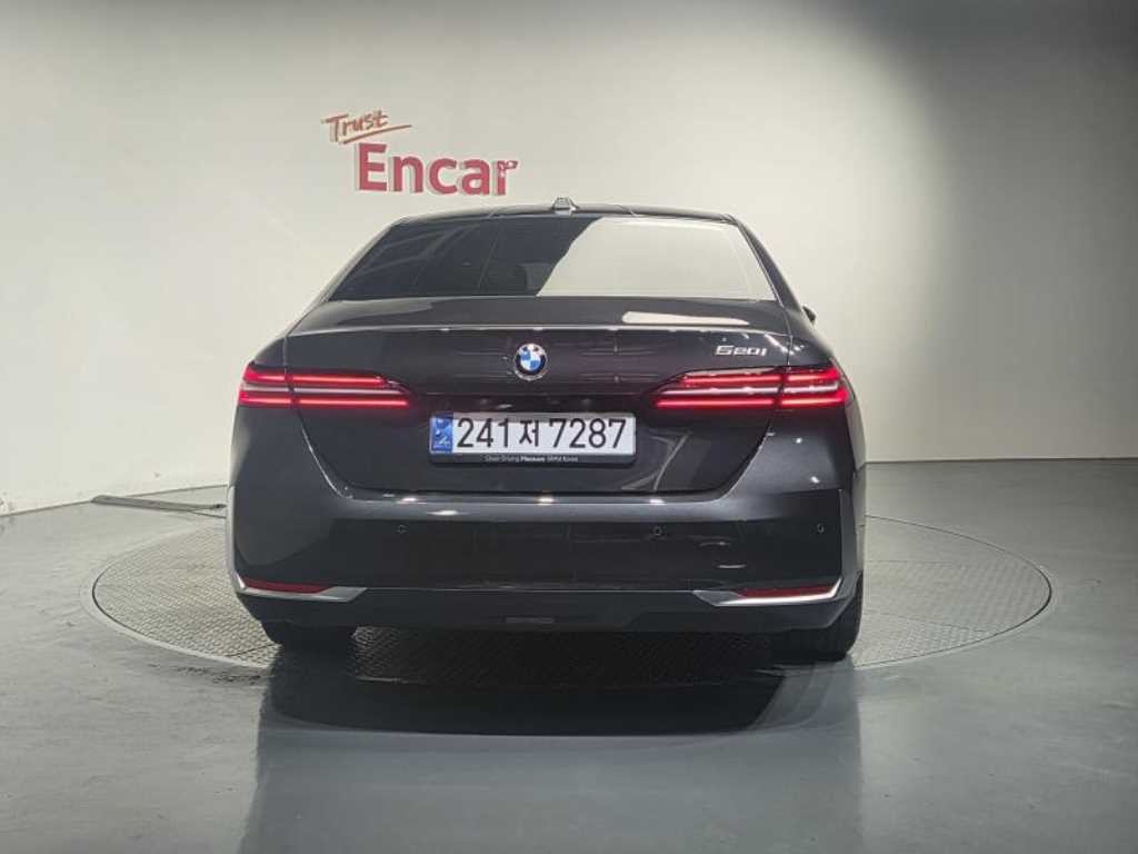 BMW 5시리즈 5시리즈 (G60) 520i M 스포츠 이미지 8