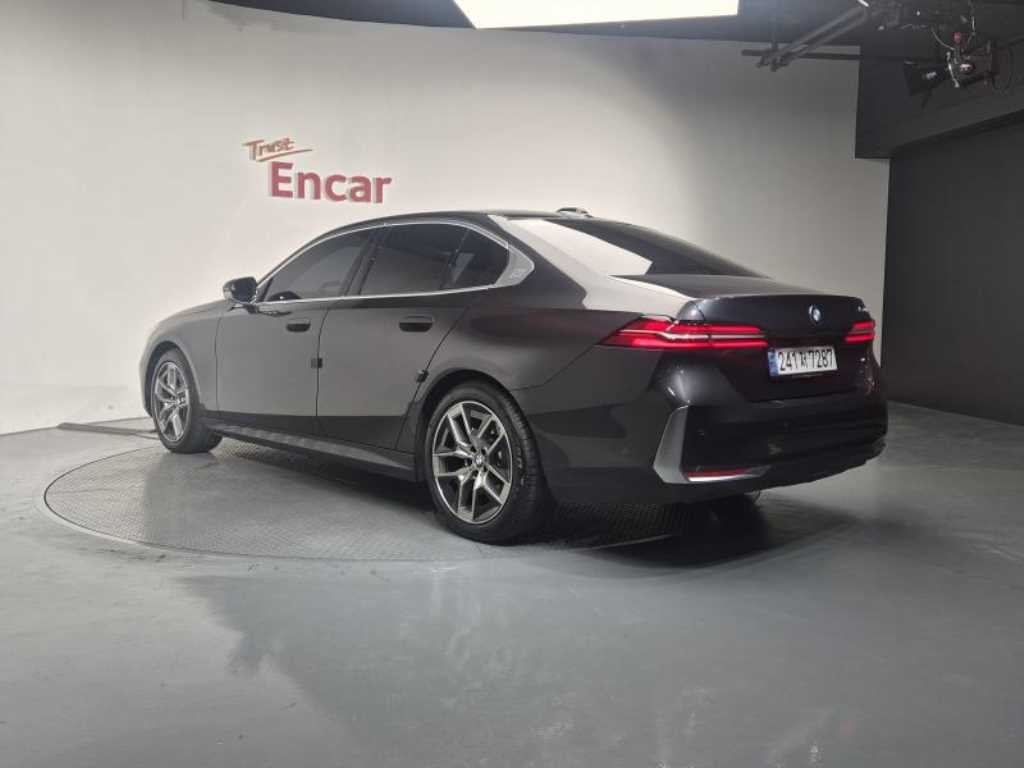 BMW 5시리즈 5시리즈 (G60) 520i M 스포츠 이미지 9