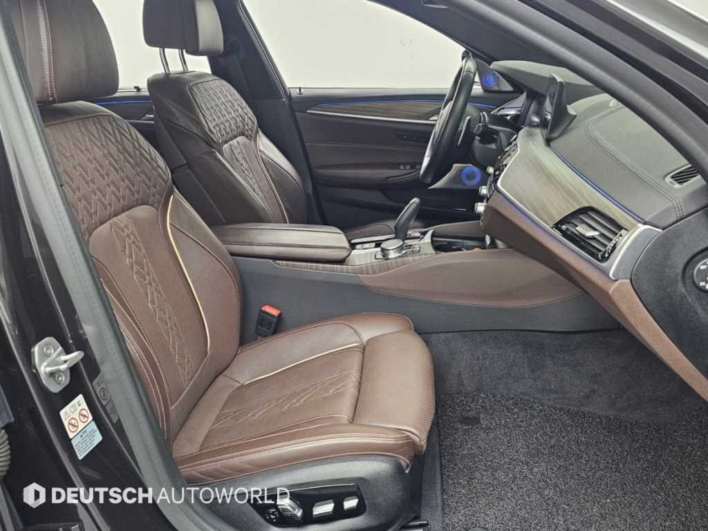 BMW 5시리즈 5시리즈 (G30) 530i M 스포츠 플러스 이미지 10