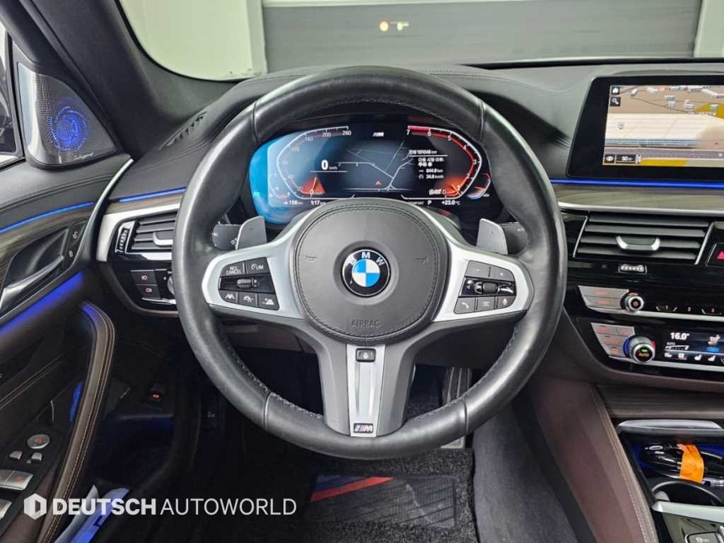 BMW 5시리즈 5시리즈 (G30) 530i M 스포츠 플러스 이미지 13