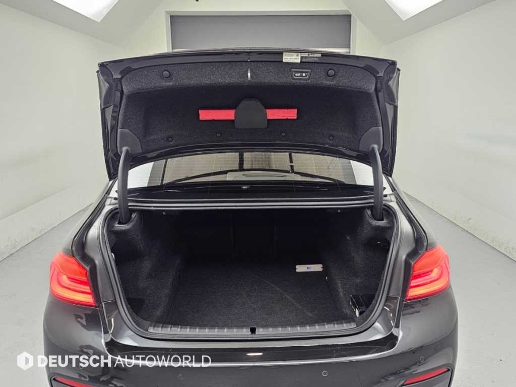 BMW 5시리즈 5시리즈 (G30) 530i M 스포츠 플러스 이미지 19
