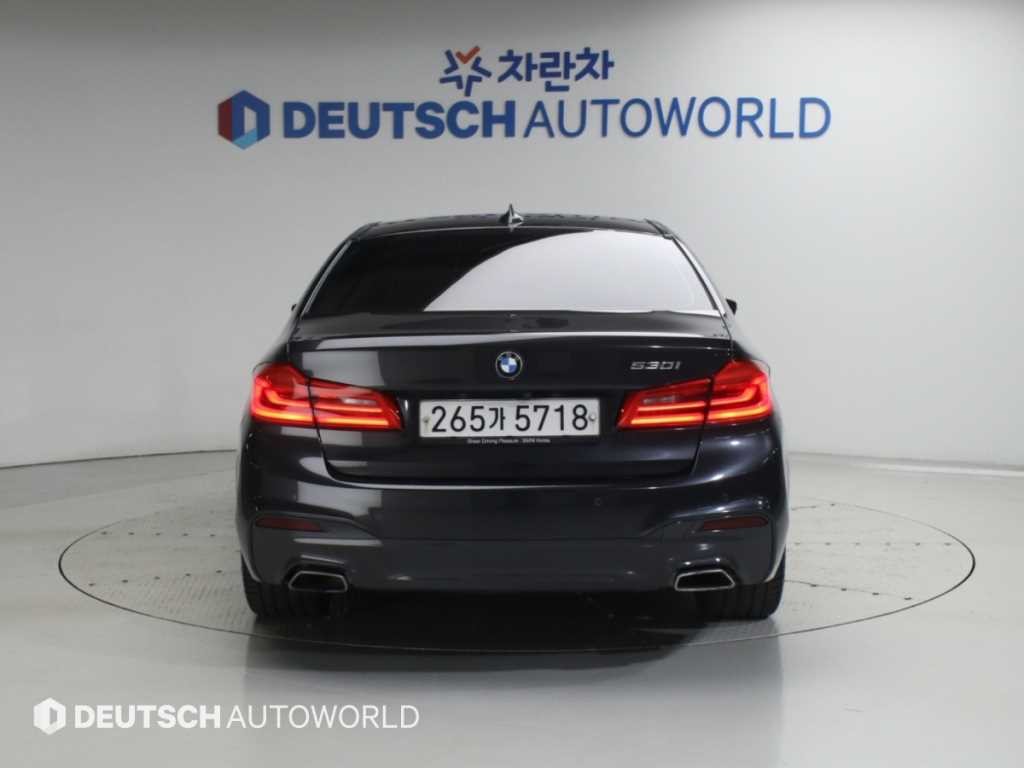BMW 5시리즈 5시리즈 (G30) 530i M 스포츠 플러스 이미지 4