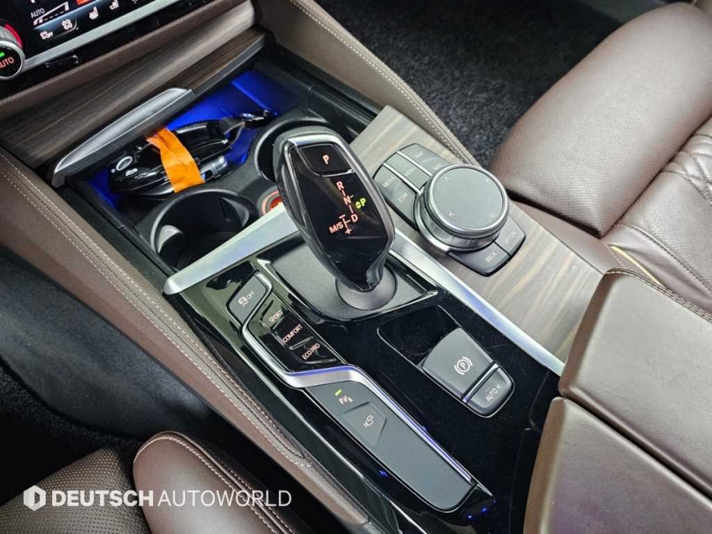BMW 5시리즈 5시리즈 (G30) 530i M 스포츠 플러스 이미지 9