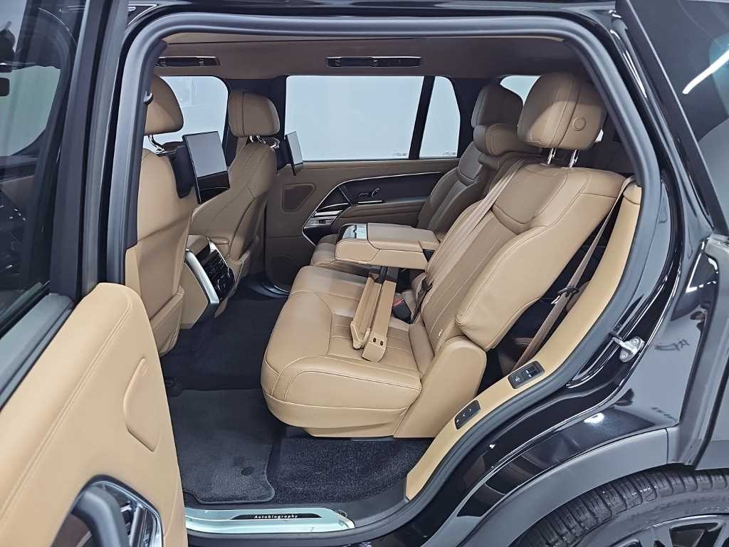 랜드로버 레인지로버 레인지로버 5세대 4.4 P530 LWB 이미지 12