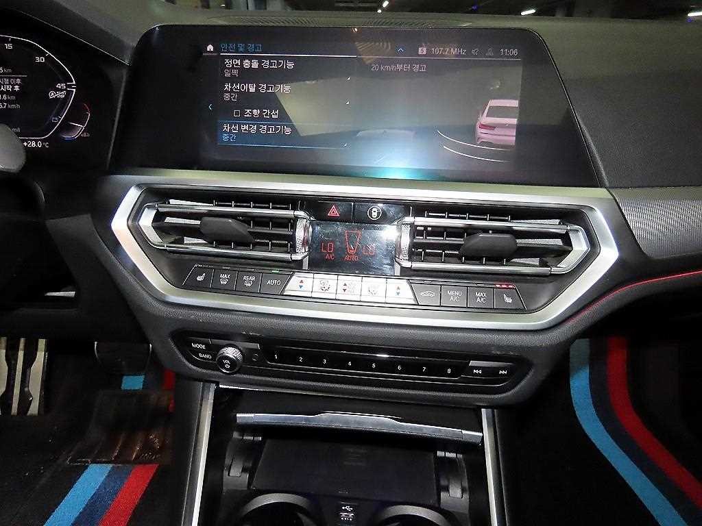 BMW 3시리즈 3시리즈 (G20) 320i M 스포츠 이미지 11