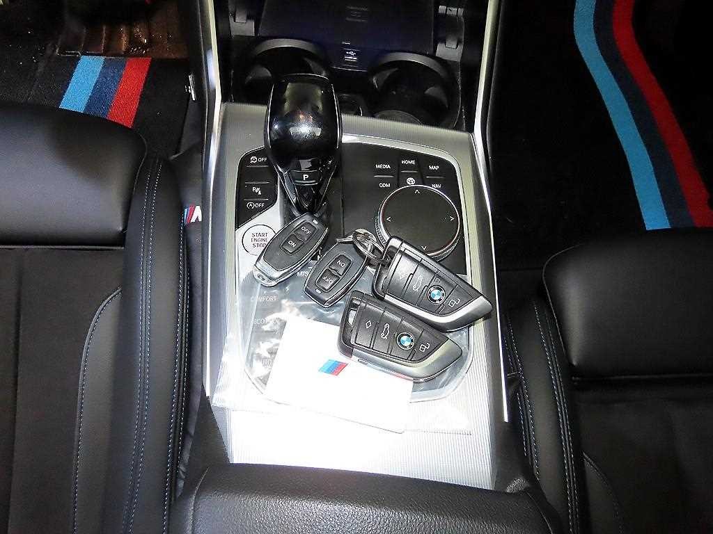 BMW 3시리즈 3시리즈 (G20) 320i M 스포츠 이미지 12