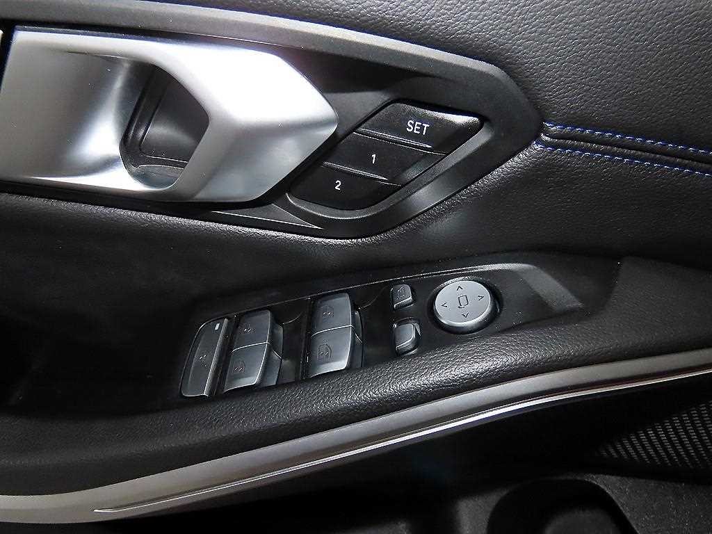 BMW 3시리즈 3시리즈 (G20) 320i M 스포츠 이미지 13