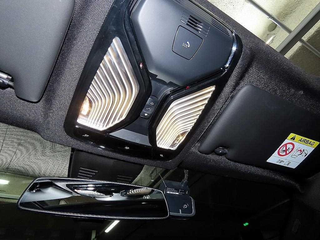 BMW 3시리즈 3시리즈 (G20) 320i M 스포츠 이미지 16