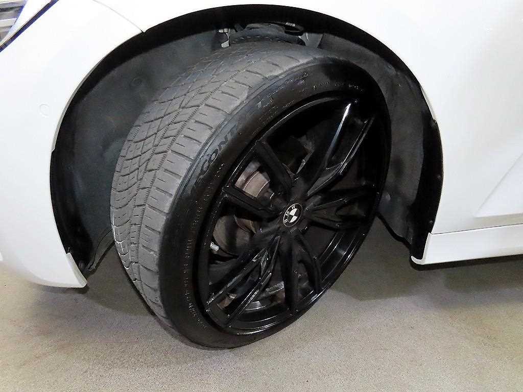 BMW 3시리즈 3시리즈 (G20) 320i M 스포츠 이미지 19