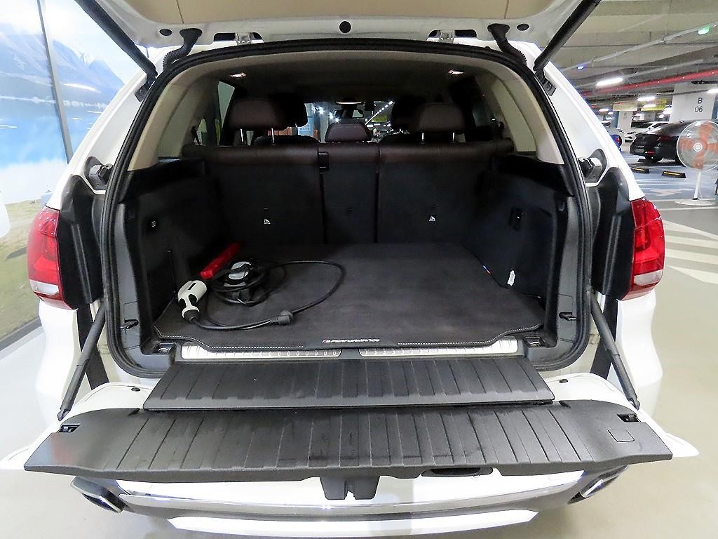 BMW X5 X5 (F15) xDrive 40e I 퍼포먼스 이미지 16