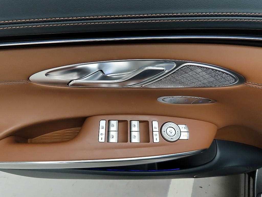 제네시스 GV70 2.5T 가솔린 AWD 기본형 이미지 11