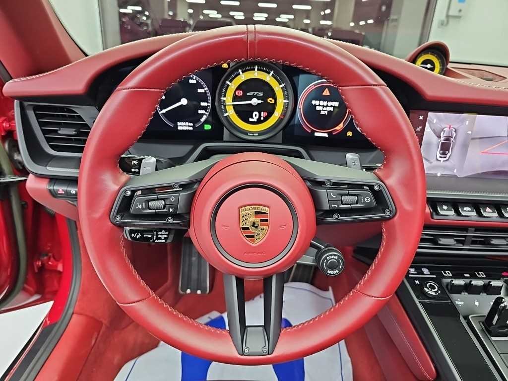 포르쉐 911 911(992) 카레라 GTS 카브리올레 이미지 9