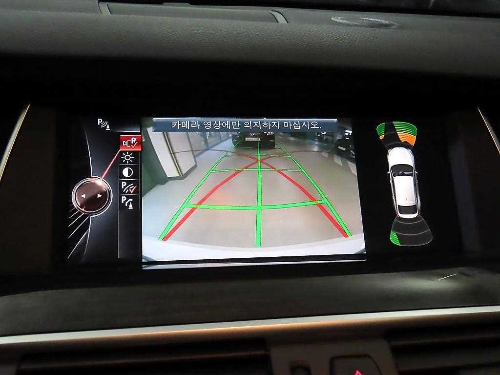 BMW 그란투리스모 5시리즈 GT (F07) GT 30d xDRIVE 이미지 14