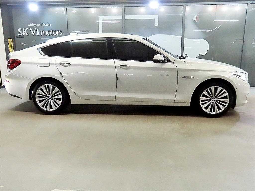 BMW 그란투리스모 5시리즈 GT (F07) GT 30d xDRIVE 이미지 3