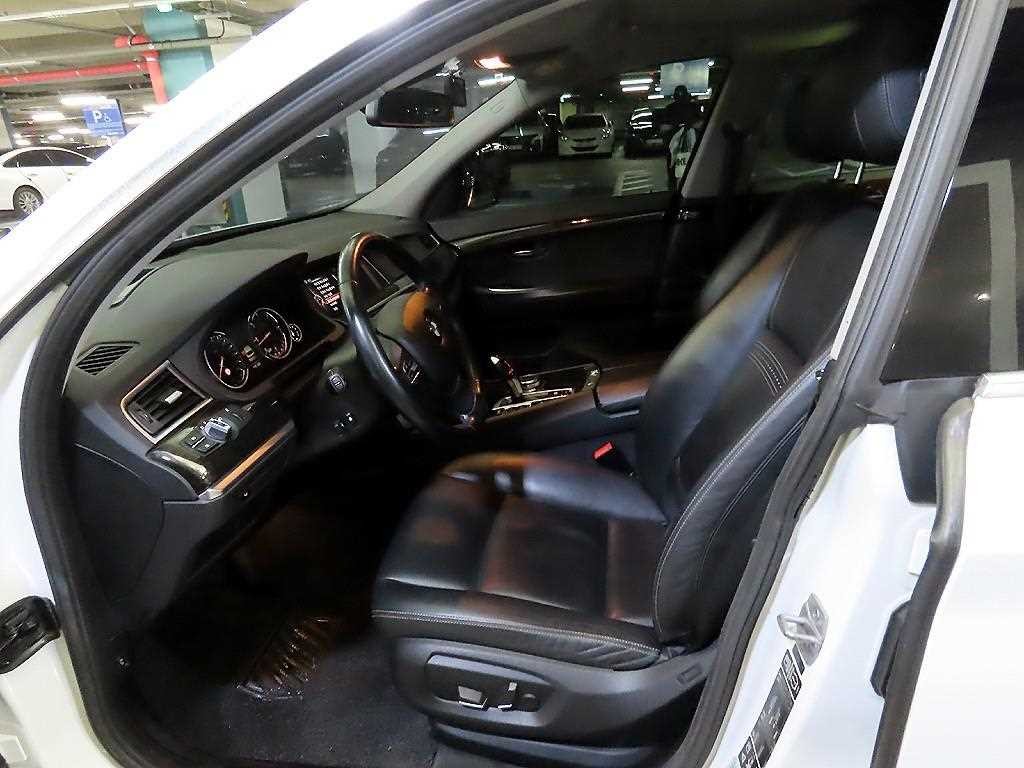 BMW 그란투리스모 5시리즈 GT (F07) GT 30d xDRIVE 이미지 6