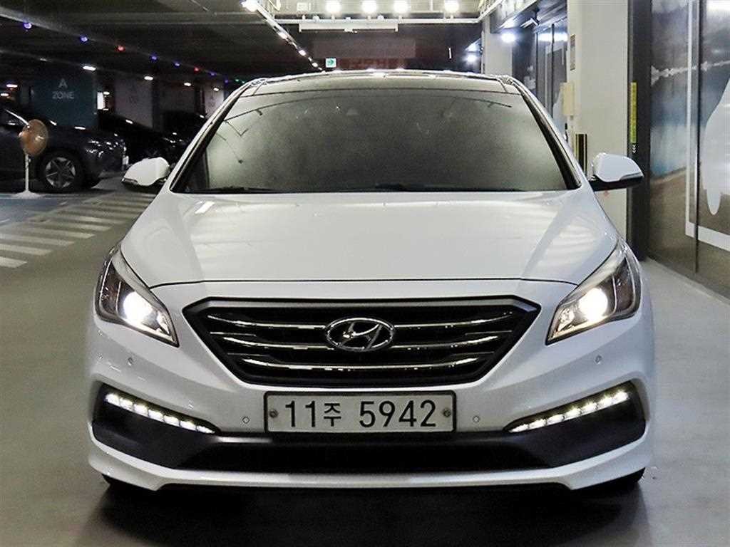 현대 쏘나타 LF 쏘나타 2.0 터보 익스클루시브 이미지 2