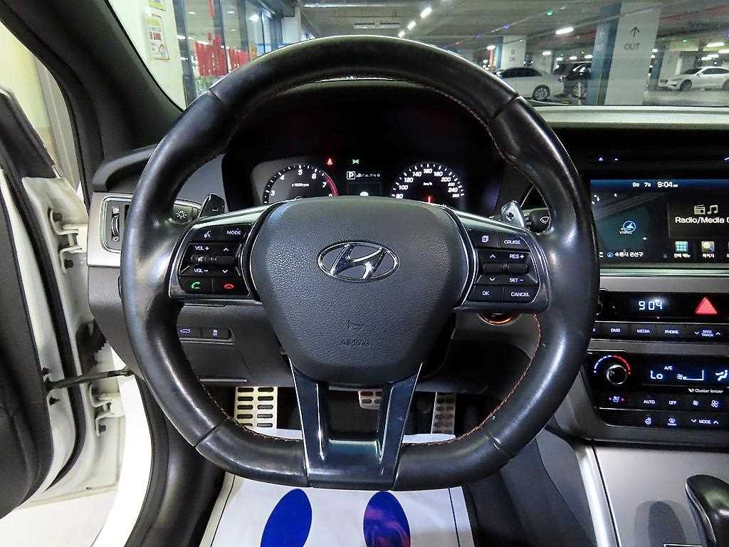 현대 쏘나타 LF 쏘나타 2.0 터보 익스클루시브 이미지 8