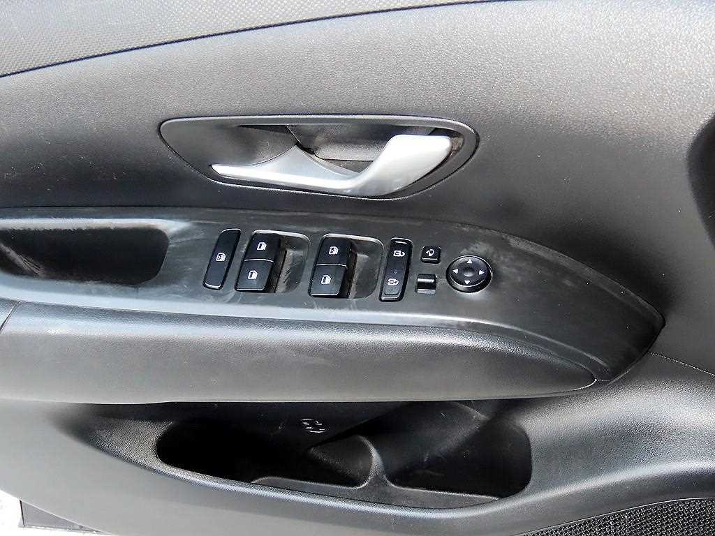 현대 투싼 투싼 (NX4) 디젤 2.0 2WD 모던 이미지 11