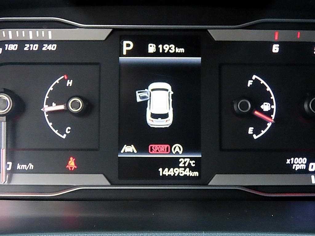 현대 투싼 투싼 (NX4) 디젤 2.0 2WD 모던 이미지 9
