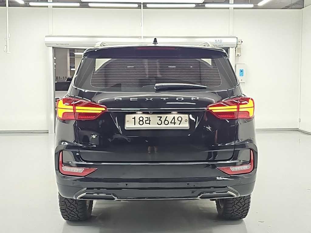 KG모빌리티(쌍용) 렉스턴 G4렉스턴 디젤 2.2 4WD 유라시아 에디션 이미지 3