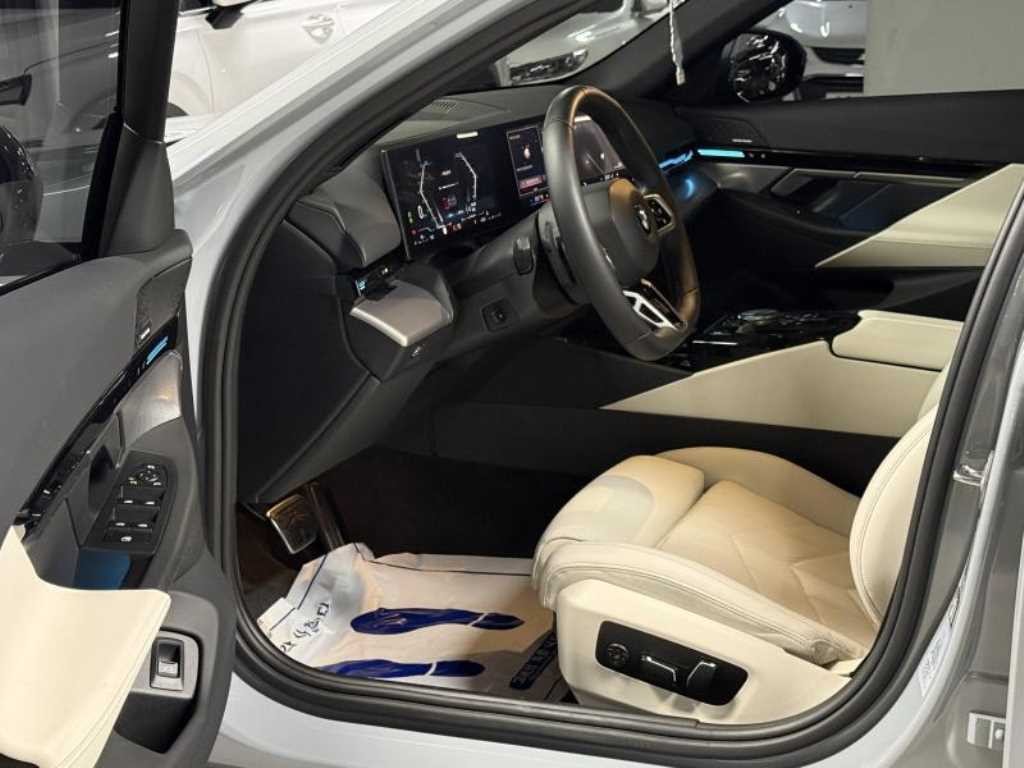 BMW 5시리즈 5시리즈 (G60) 520i M 스포츠 이미지 10