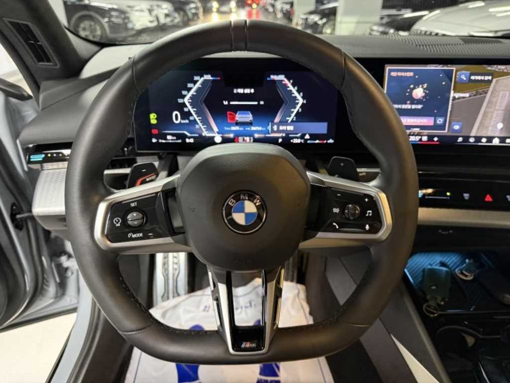 BMW 5시리즈 5시리즈 (G60) 520i M 스포츠 이미지 11