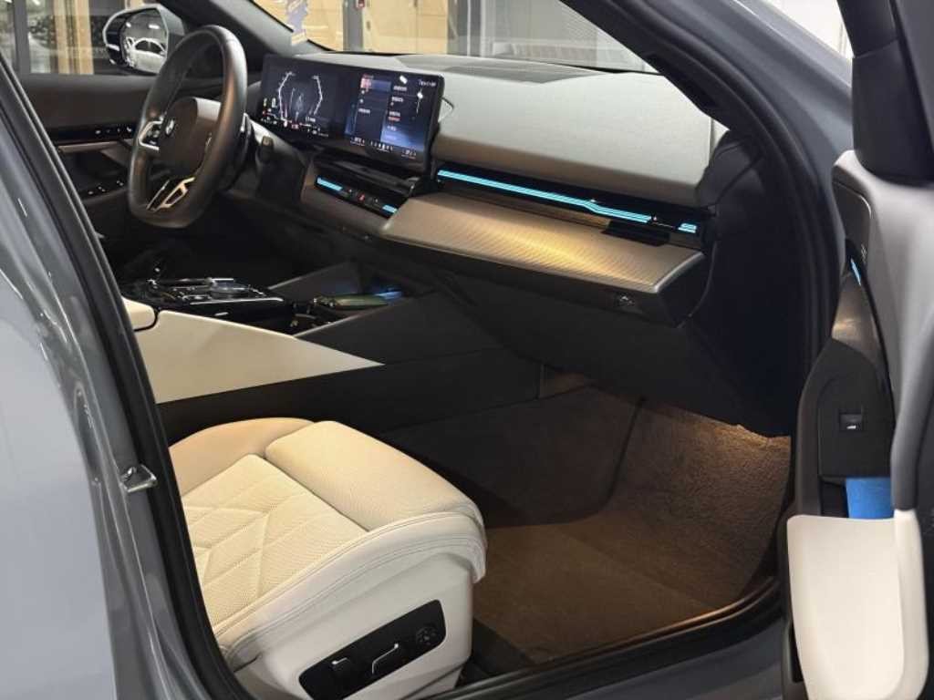 BMW 5시리즈 5시리즈 (G60) 520i M 스포츠 이미지 15