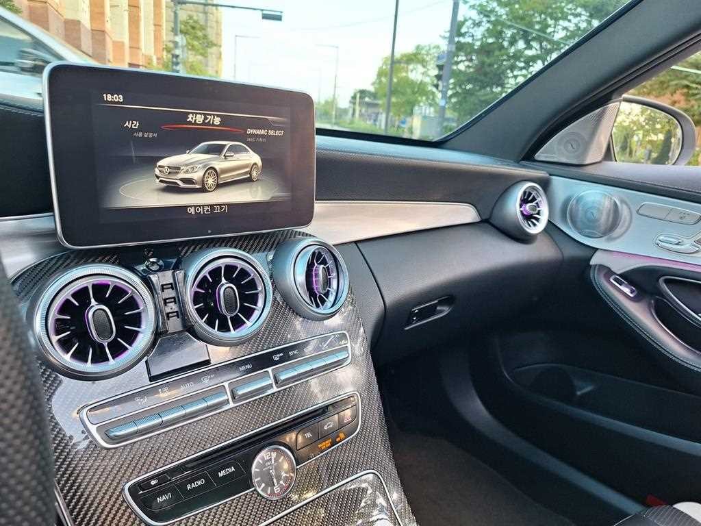 벤츠 C 클래스 C클래스 W205 C63 S AMG 이미지 14